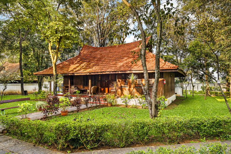 Nallamuttam Tharavadu