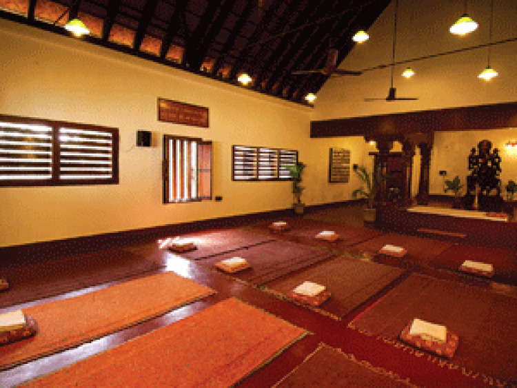 Ayurvedagram-yoga-hall-300x225