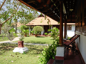 Ayurvedagram-ambara-mana-300x225