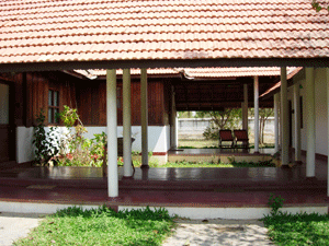 Ayurvedagram-kayamkulam-mana-300x225